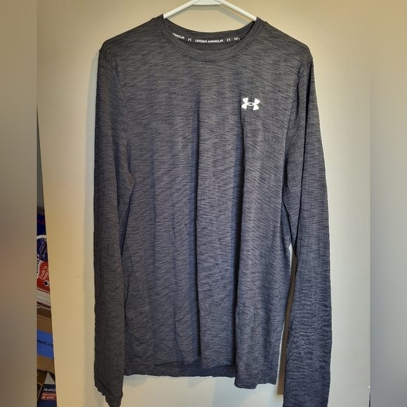 Under Armour Men's Charcoal Long Sleeve Tee, Size XL - Picture 1 of 4